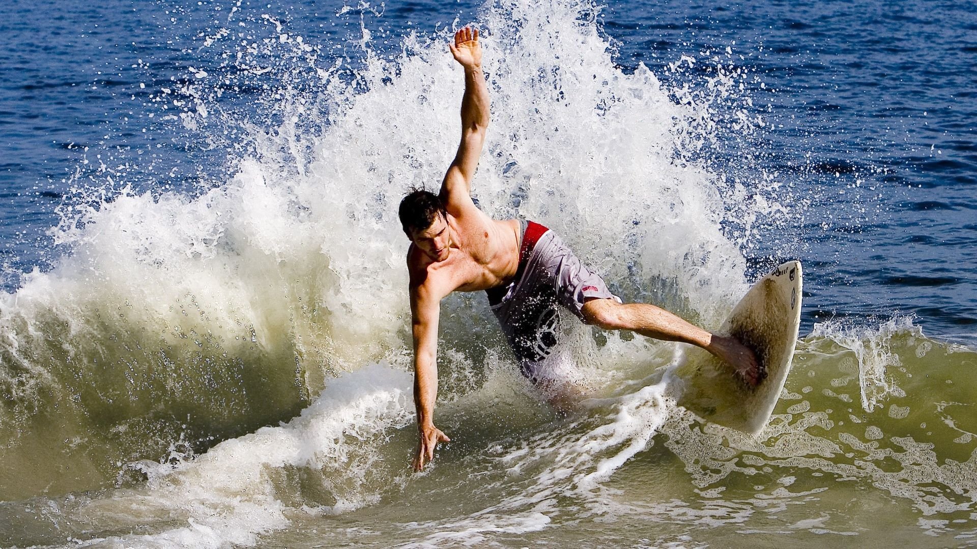 全运会火炬传递结合城市夜跑活动,全运会火炬如何传递